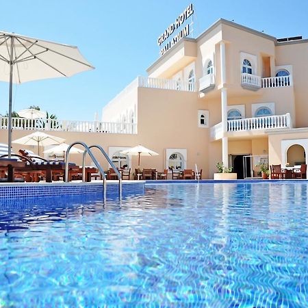 Grand Hotel Palladium Santa Eulalia Del Rio Extérieur photo