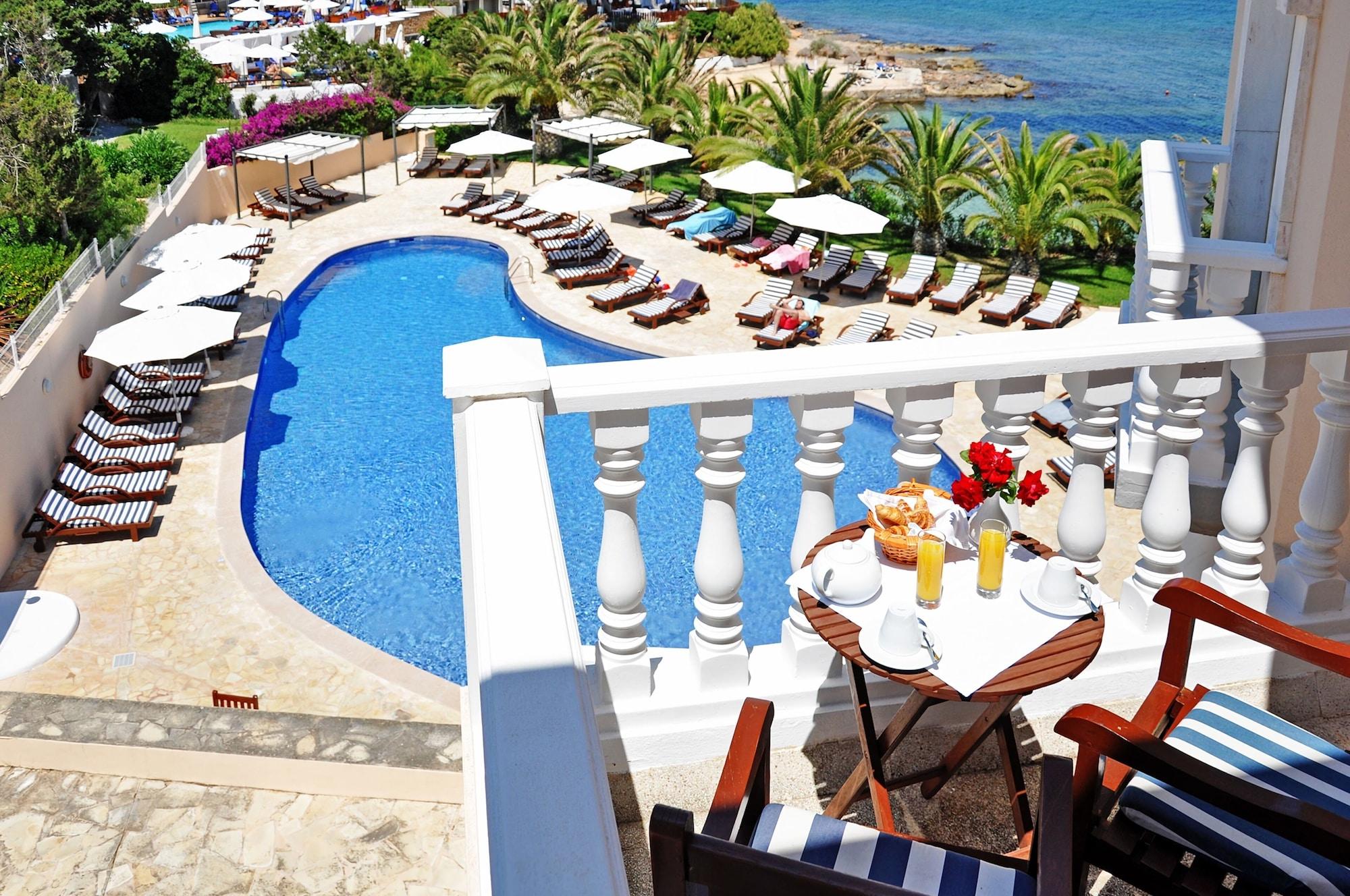 Grand Hotel Palladium Santa Eulalia Del Rio Extérieur photo