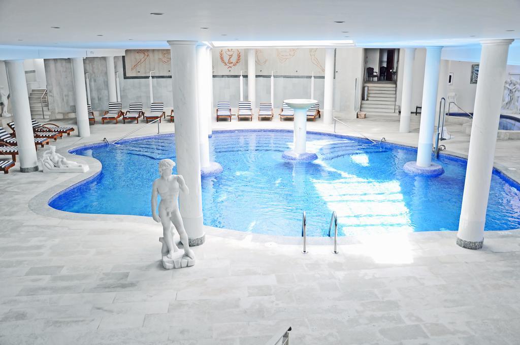 Grand Hotel Palladium Santa Eulalia Del Rio Extérieur photo