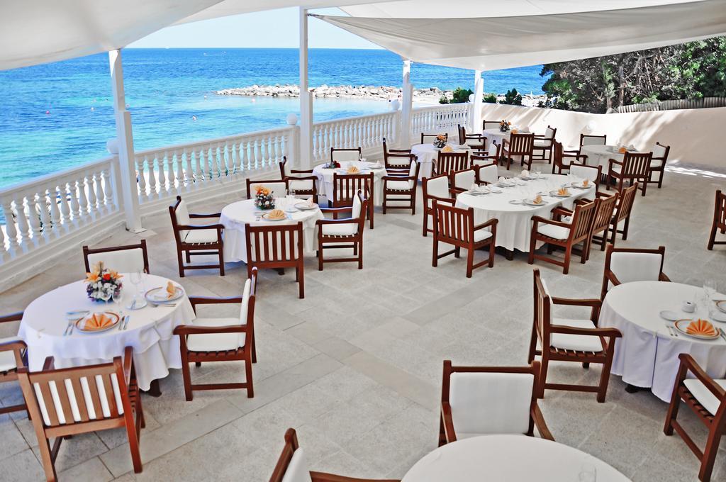 Grand Hotel Palladium Santa Eulalia Del Rio Extérieur photo