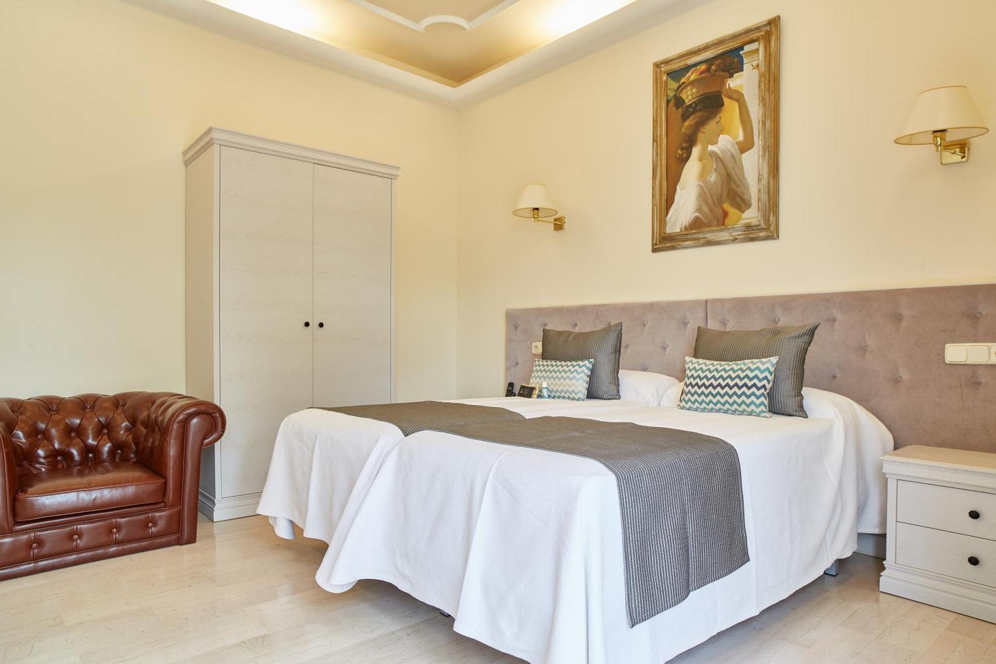 Grand Hotel Palladium Santa Eulalia Del Rio Extérieur photo