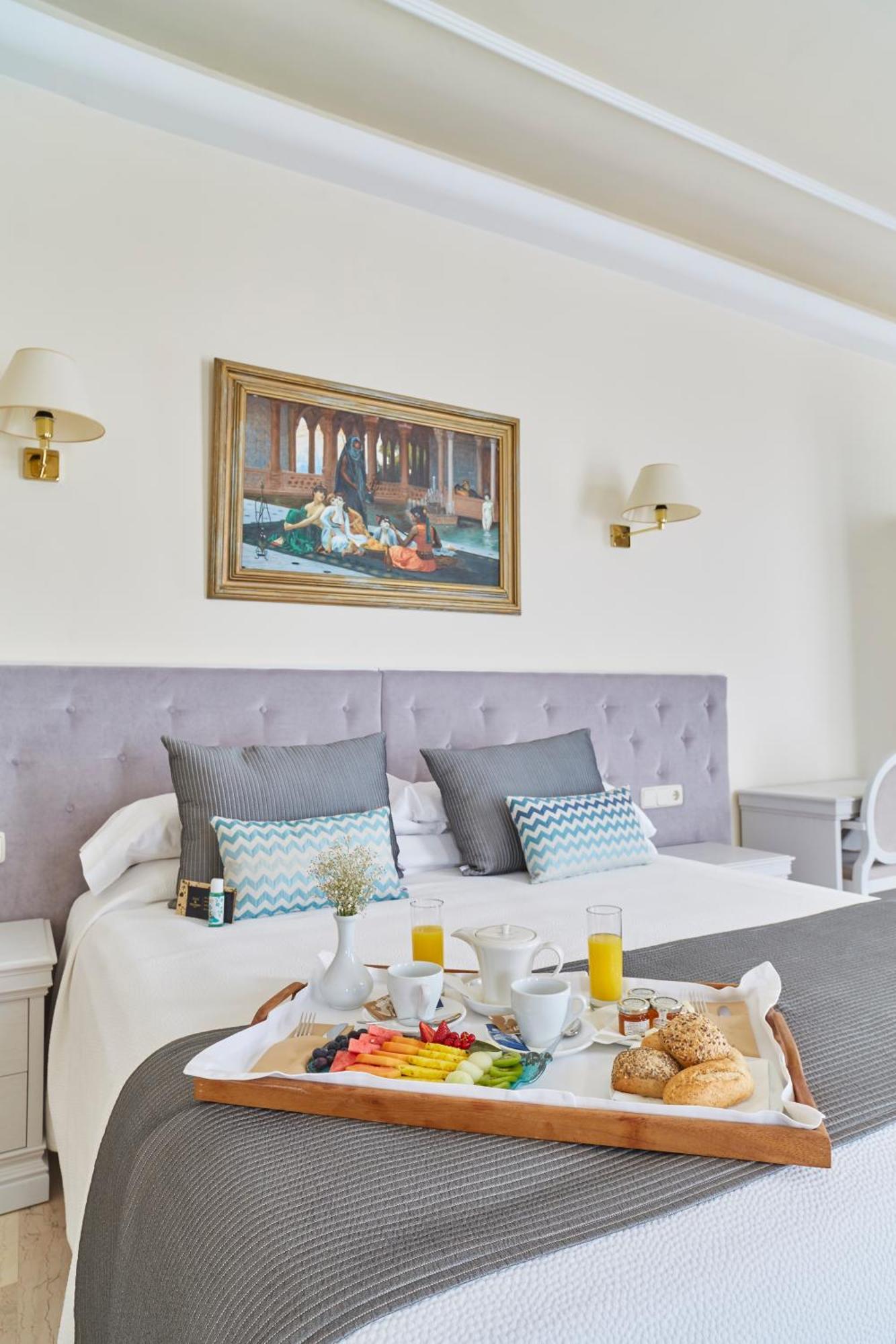 Grand Hotel Palladium Santa Eulalia Del Rio Extérieur photo