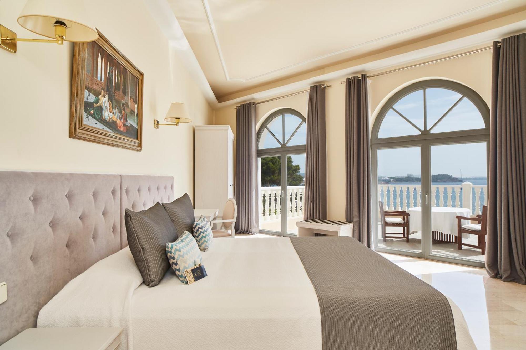 Grand Hotel Palladium Santa Eulalia Del Rio Extérieur photo